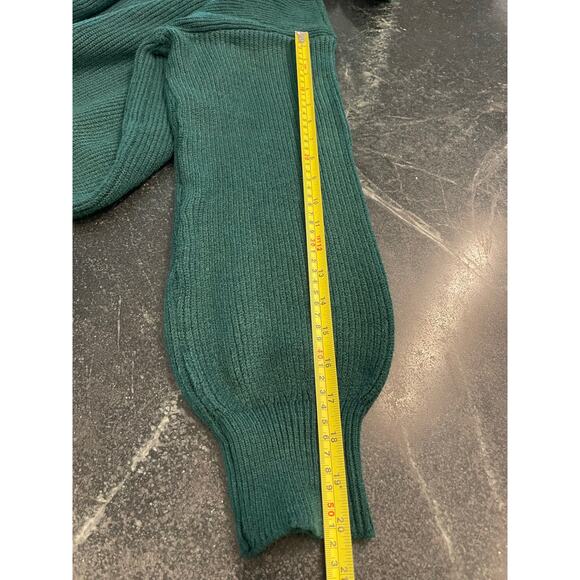 NWT Cupshe emerald green L/S V -neck bow sweater Med - Picture 10 of 10